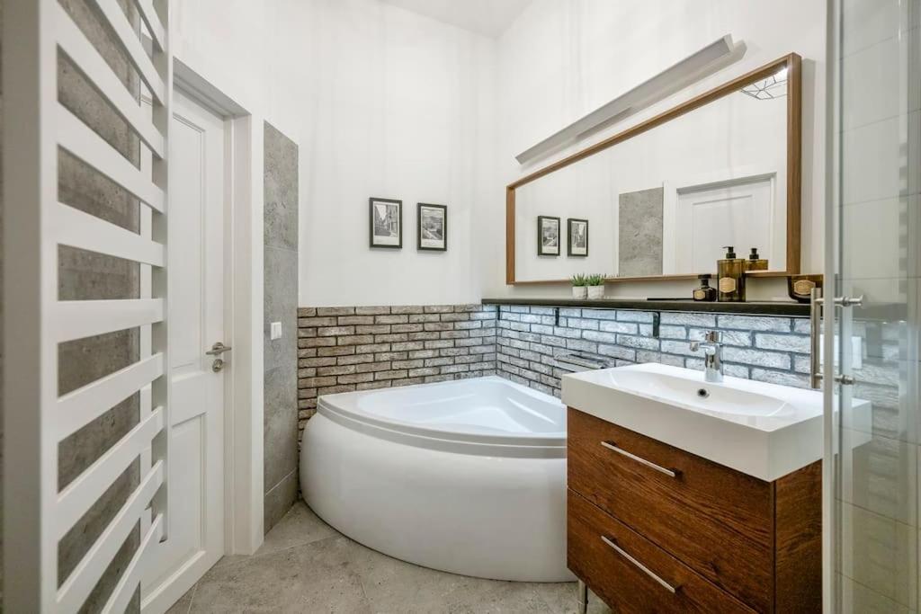 Apartment Stylish In Old Town/ Urban Rent Vilnius