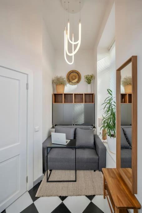 Stylish In Old Town/ Urban Rent *